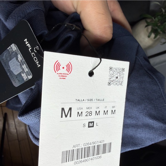 NWT Zara Woman NFL NEW ENGLAND PATRIOTS T-SHIRT Top Size M Medium - Picture 7 of 8